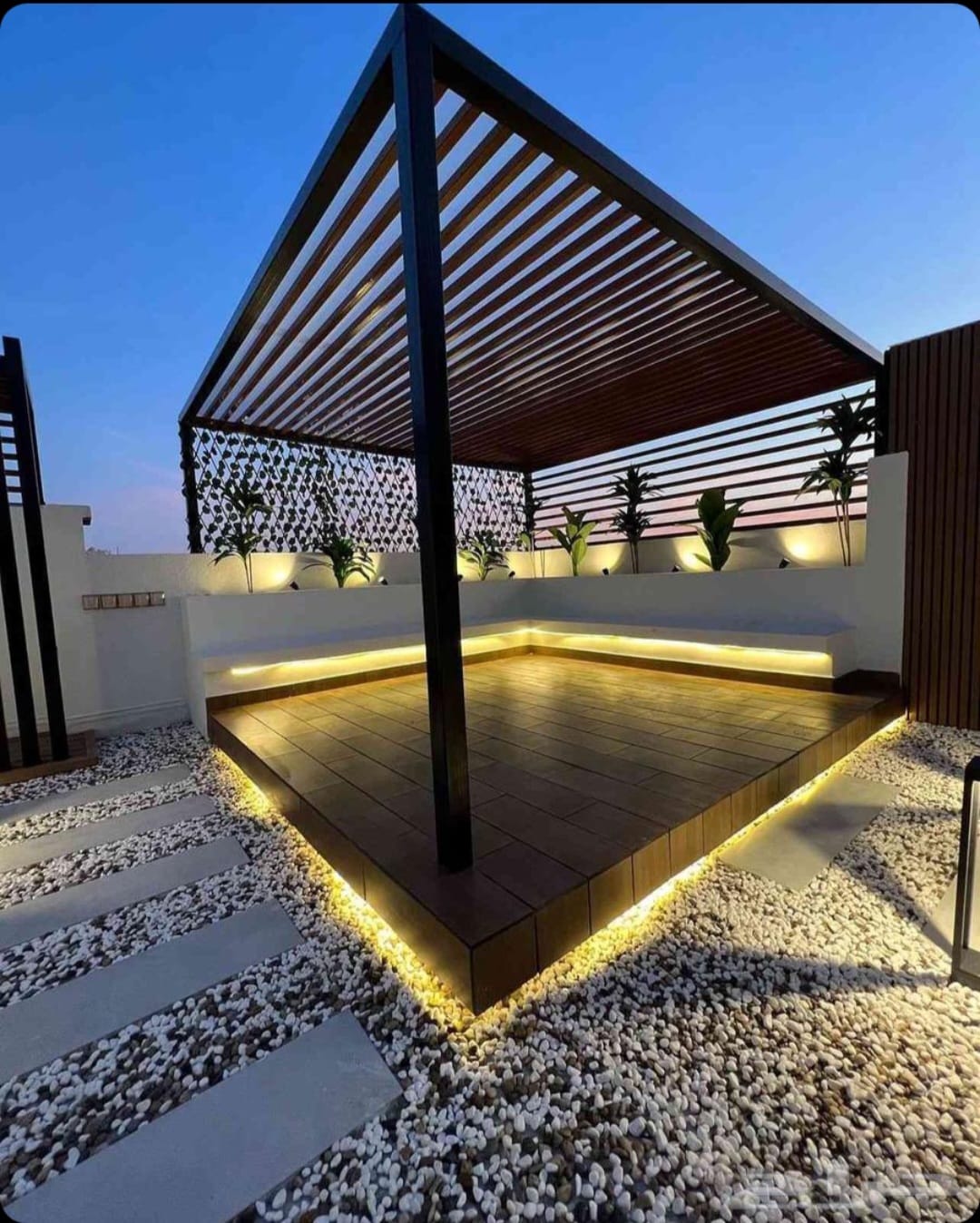 كيف تختار تصميم جلسات خارجية مناسب لمنزلك؟